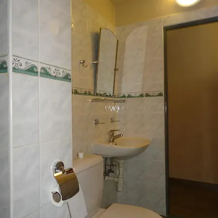 Delta Guest house *